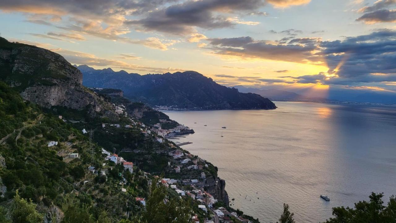 La Casetta Nel Bosco, Amalfi Eksteriør billede